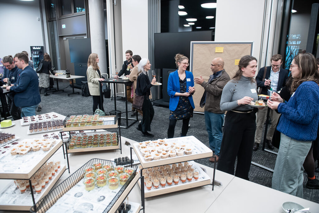 Participants in the networking event “Dialogue Platform Sustainability” of the Innovation Campus Sustainability (ICN) on 2.12.2024