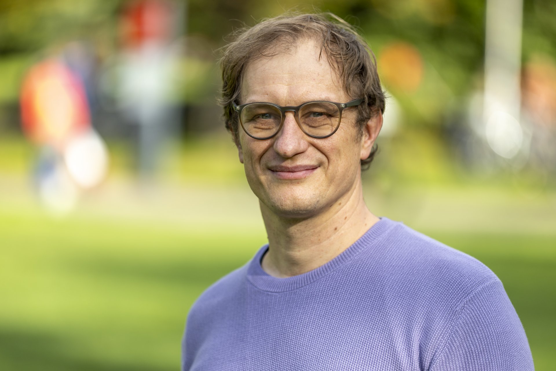 Portrait of Joscha Hoffmann, Sustainability Manager of the University of Freiburg.