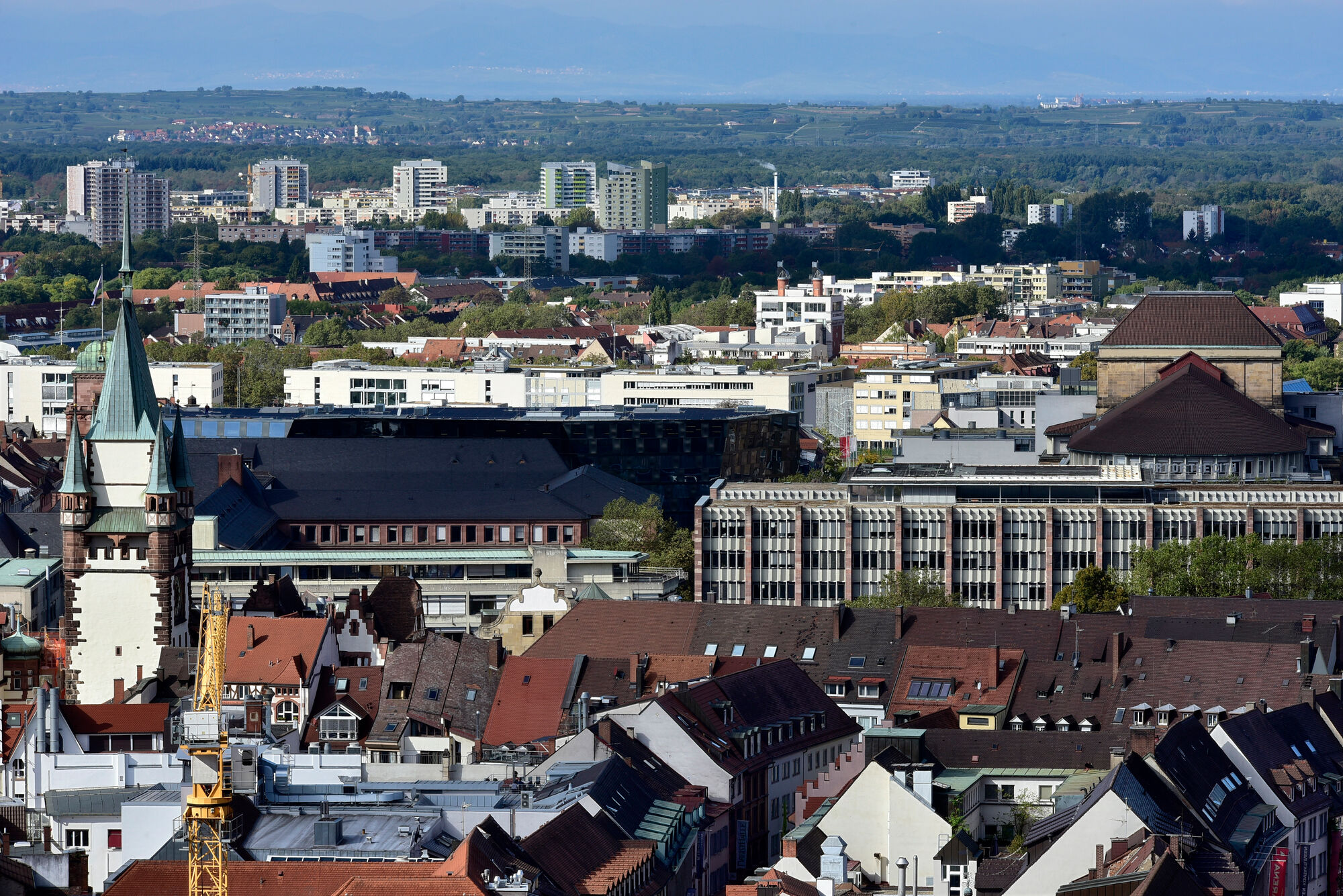 Aerial view of the University of Freiburg and the Martinstor.