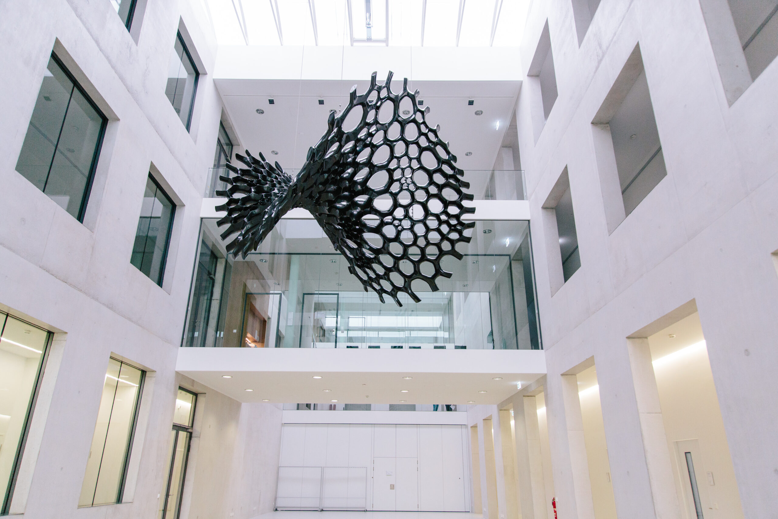Kunstwerk "Transform" von Daniel Widrig im FIT- Foyer