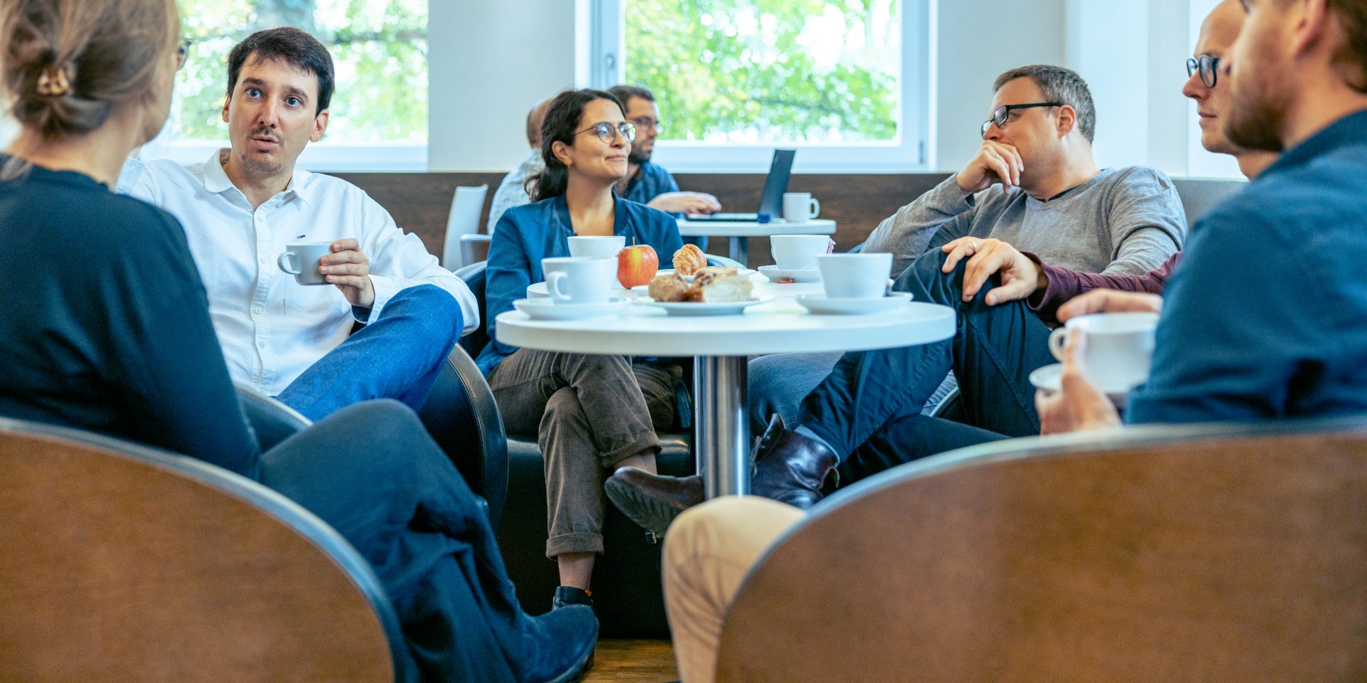 YAS Members having conversation in the FRIAS lounge