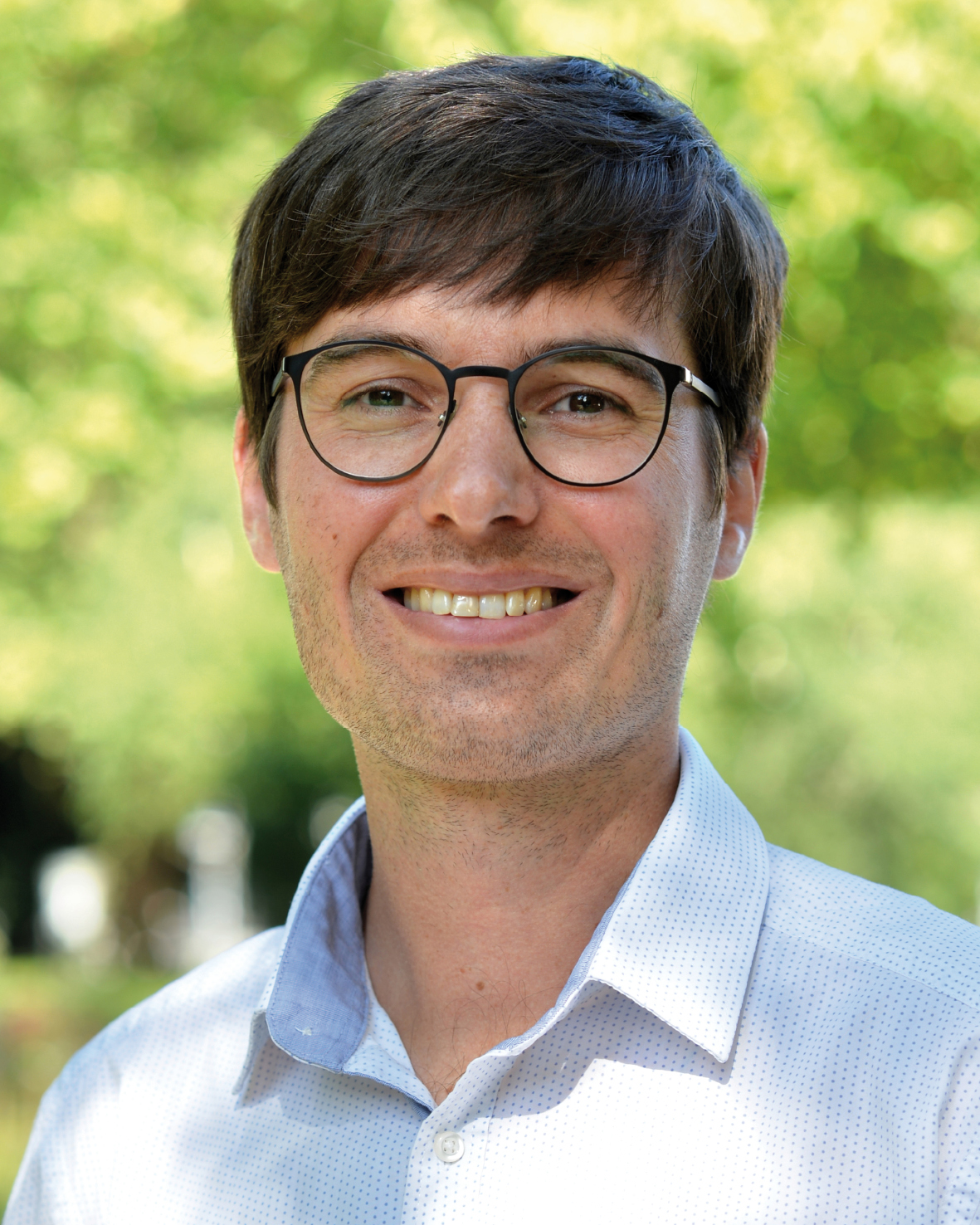 Portrait Dr. Lukas Bruder