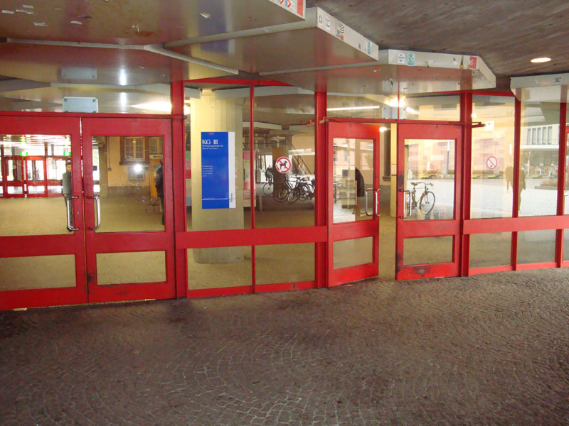 Eingang KG III