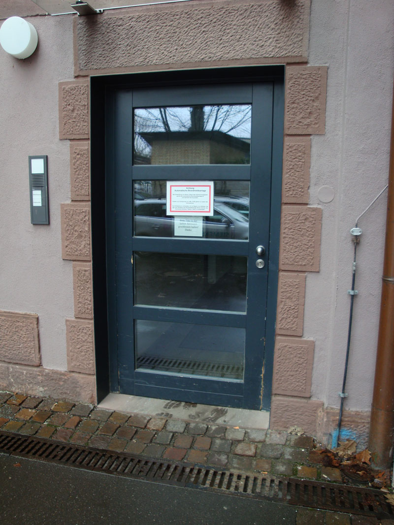 Nebeneingang, Albertstraße 19 Westseite