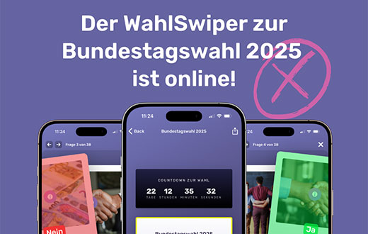 Drei Smartphones, auf denen die WahlSwiper-App geöffnet ist