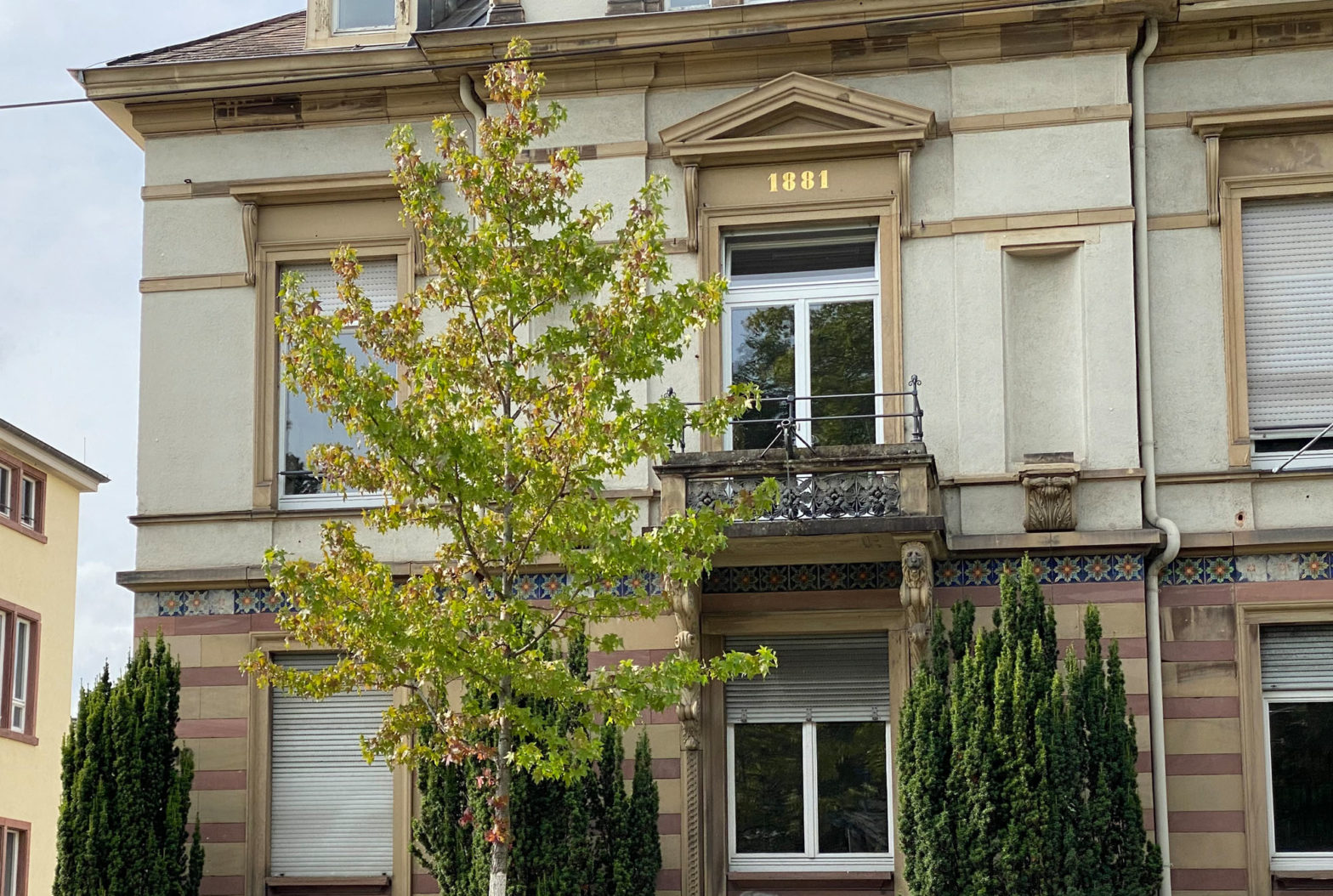 Das Universitätsgebäude in der Werthmannstraße 12